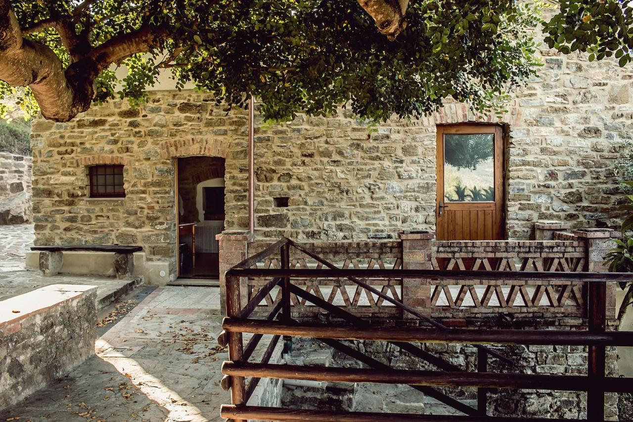 Casale I Cirillo Bed & Breakfast Rutino Bagian luar foto